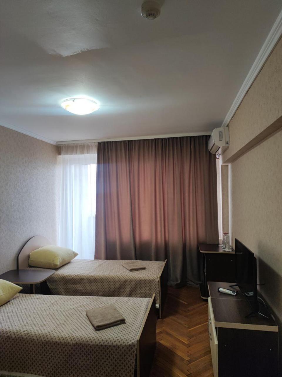 Hotel Prietenia Bender Buitenkant foto