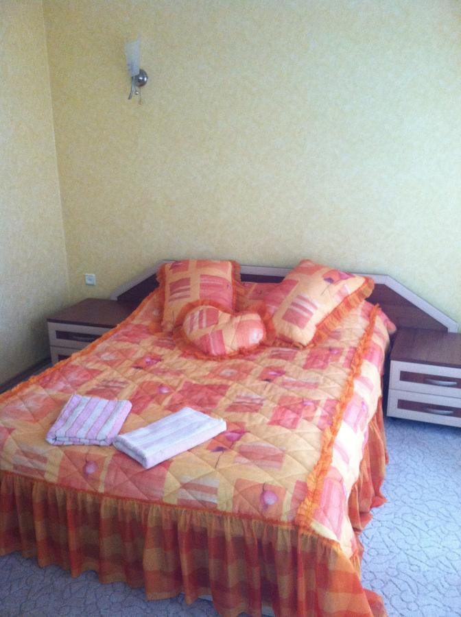 Hotel Prietenia Bender Buitenkant foto